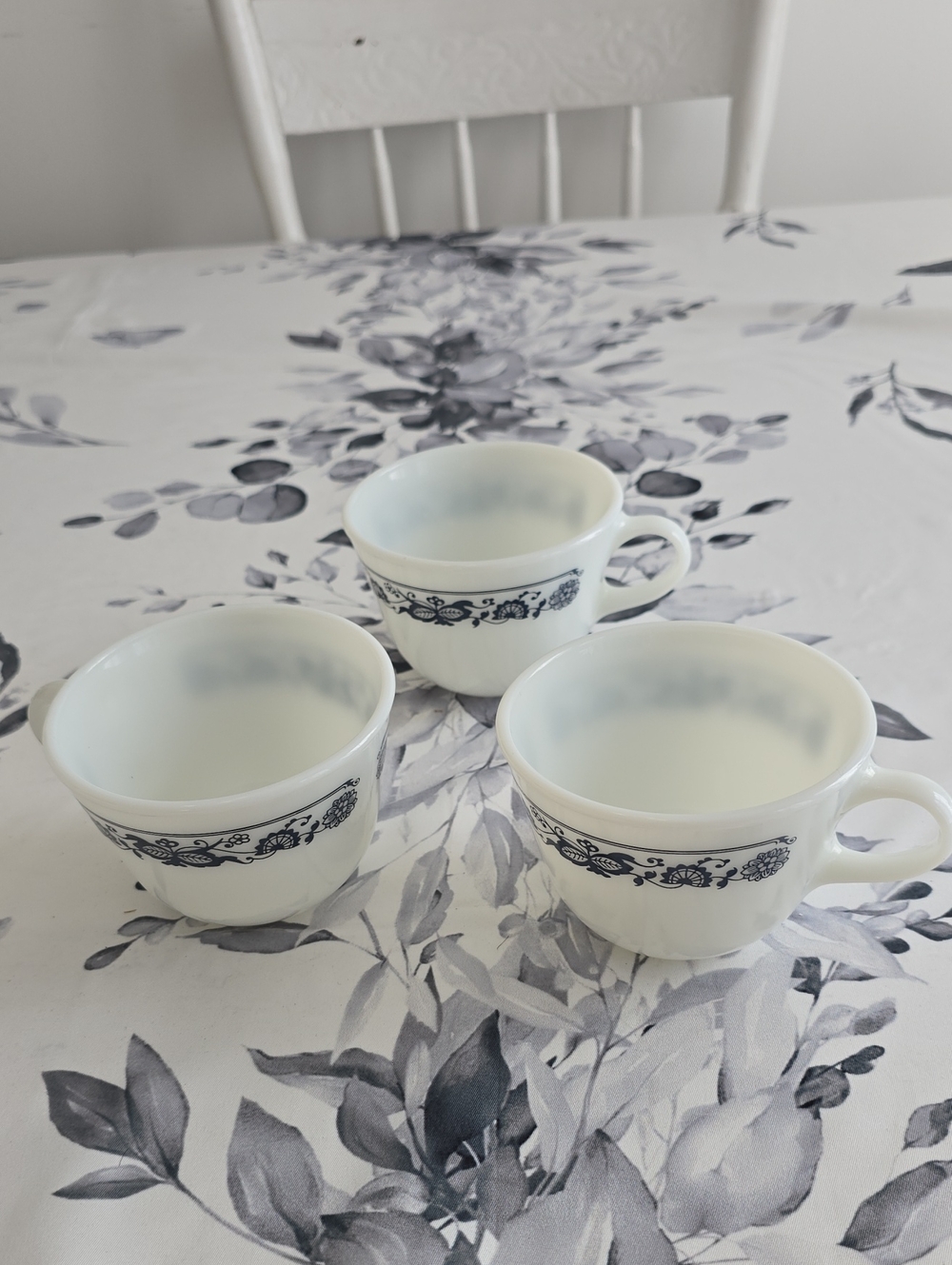 Vintage Pyrex Set Of 3 Old Town Blue Corning Corelle Flat Cups